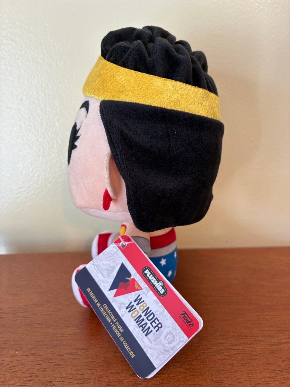 Funko Pop! Wonder Woman 80th Anniversary Plushie - Picture 2 of 9